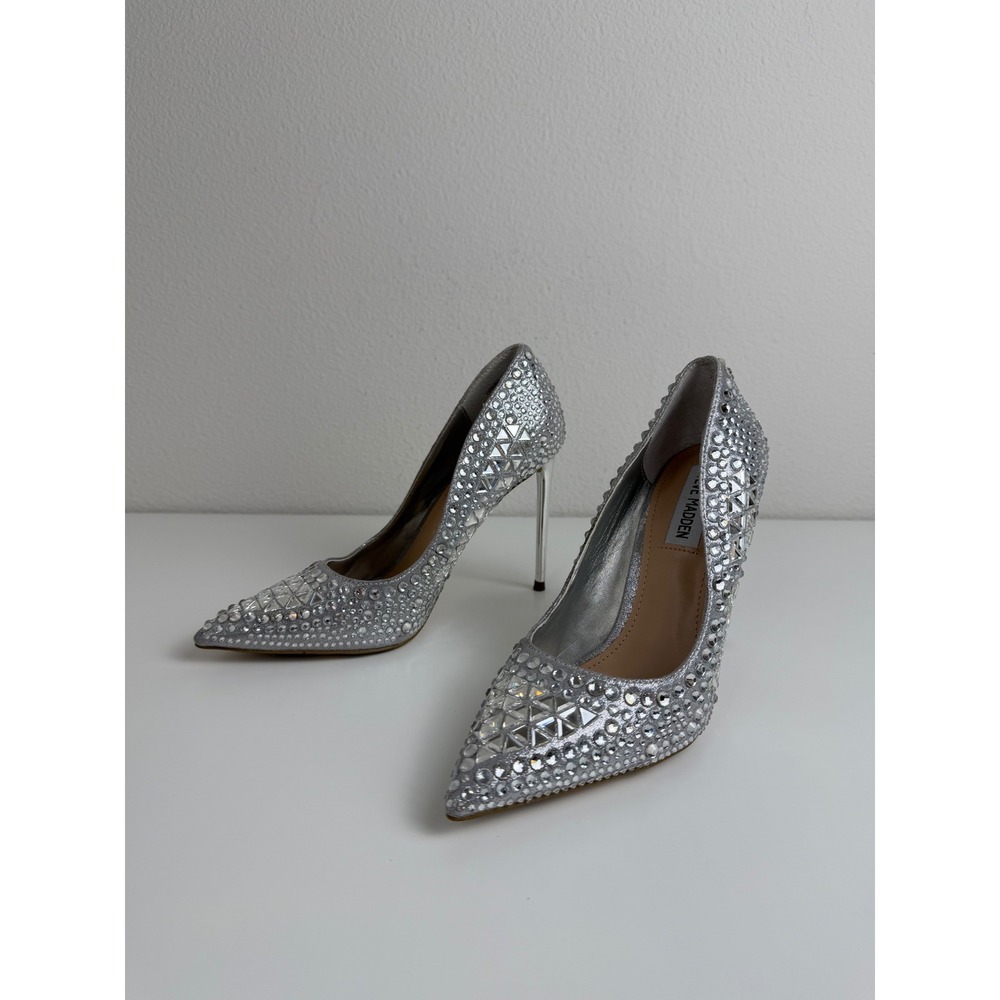 Steve Madden Womens Fabric Pumps Vivid 7M Silver Rhinestone Crystal Stiletto
